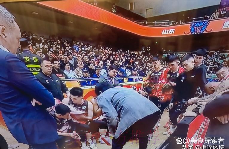 山东男篮总结比赛:球队用六连胜回馈现场万千球迷热情支持 山东男篮总结比赛:球队用六连胜回馈现场万千球迷热情支持