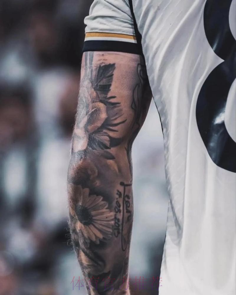 克罗斯:决定未来不会花很长时间 我仍可帮助球队 克罗斯:决定未来不会花很长时间 我仍可帮助球队